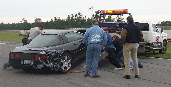 CorvetteSmash2.jpg (47264 bytes)